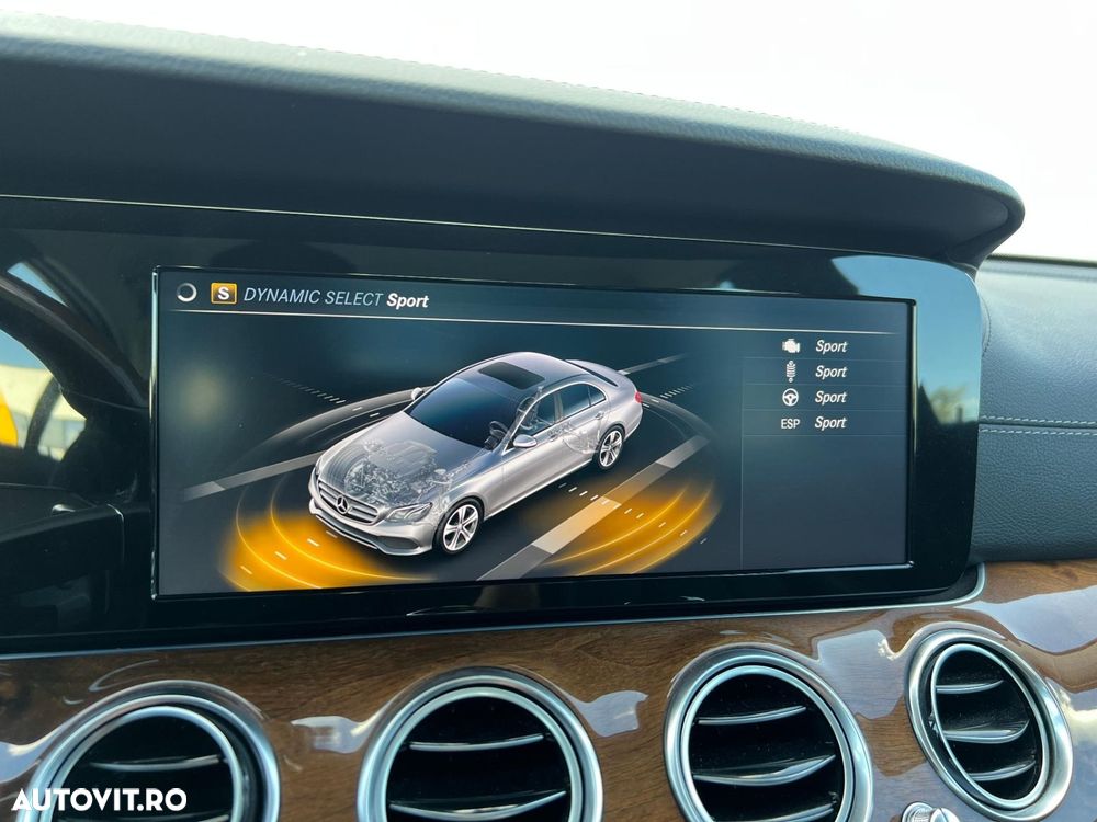 Mercedes-Benz E 300 9G-TRONIC Exclusive - 24