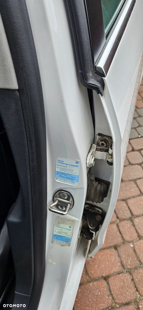 Volkswagen Passat 1.6 TDI BlueMotion Technology Comfortline - 26