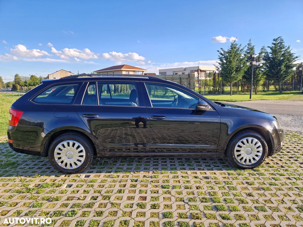 Skoda Octavia 2.0 TDI AMBITION DSG - 5