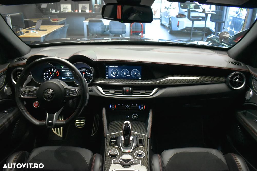 Alfa Romeo Stelvio 2.9 V6 Turbo AWD AT8 Quadrifoglio - 11