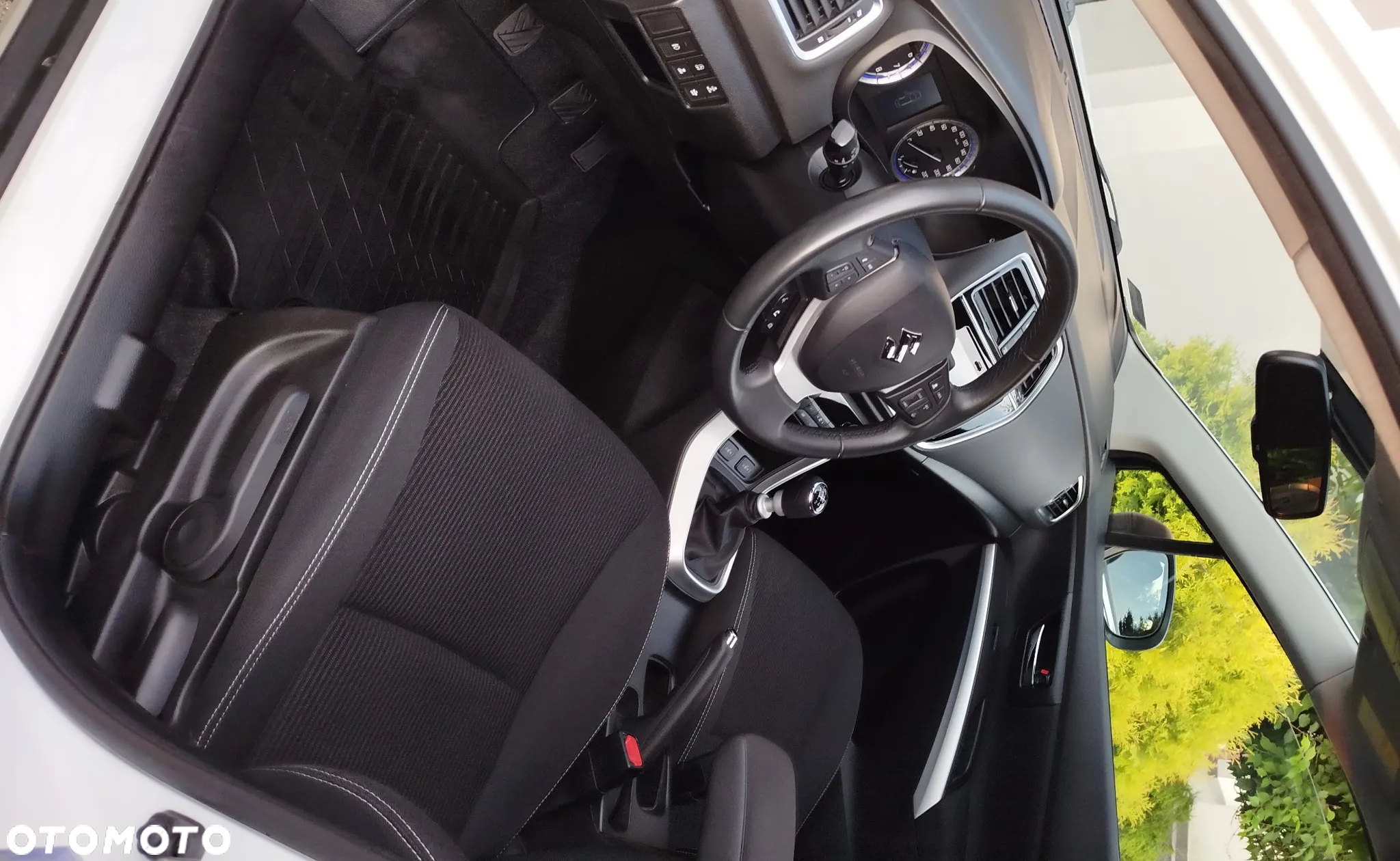 Suzuki SX4 - 15