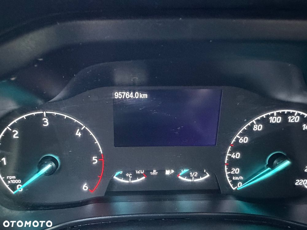 Ford Transit Connect - 18