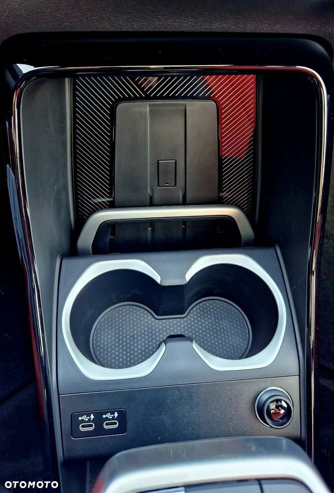 BMW iX1 xDrive30 66.5kWh M Sport Edition - 13