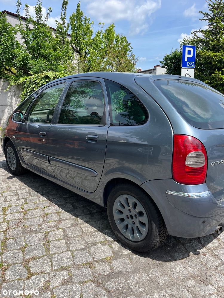 Citroën Xsara Picasso 2.0 HDI Exclusive - 3