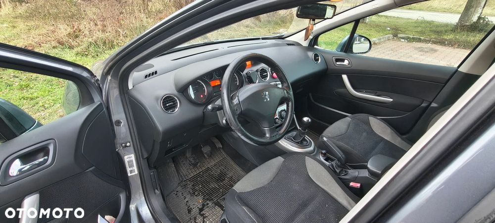 Peugeot 308 1.6 Trendy - 3