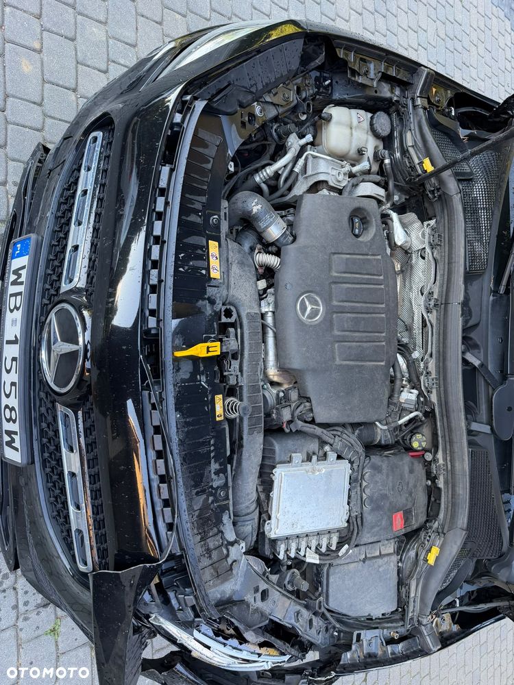 Mercedes-Benz GLA 200 d - 12