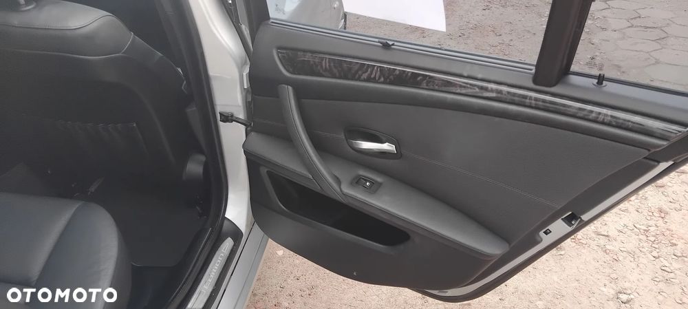 BMW Seria 5 520d Edition Lifestyle - 12