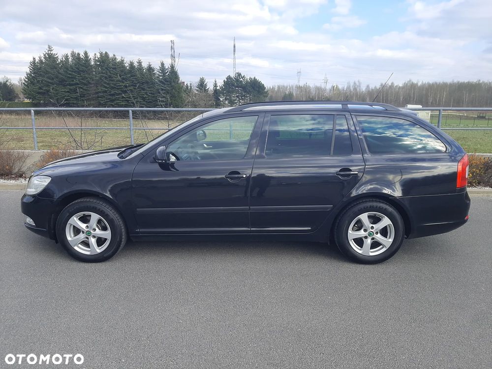 Skoda Octavia 1.6 TDI DPF FAMILY - 8
