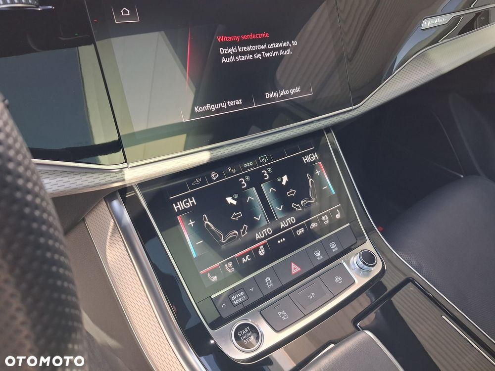 Audi Q7 - 11