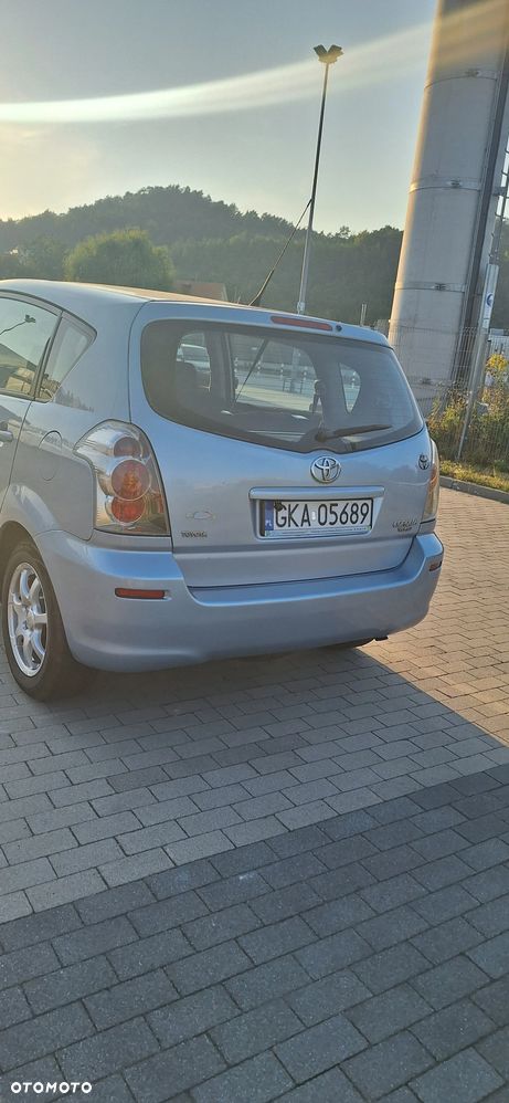 Toyota Corolla Verso 1.8 Sol 7os - 3