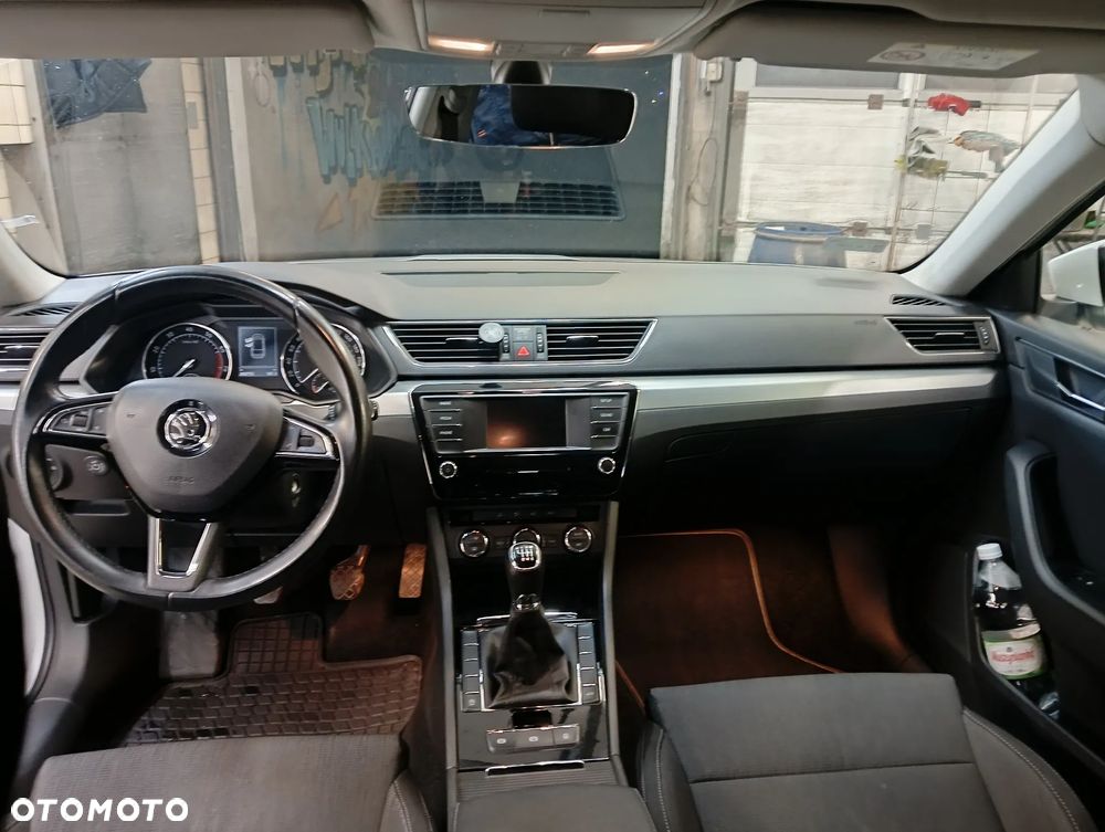 Skoda Superb 1.8 TSI Ambition - 10