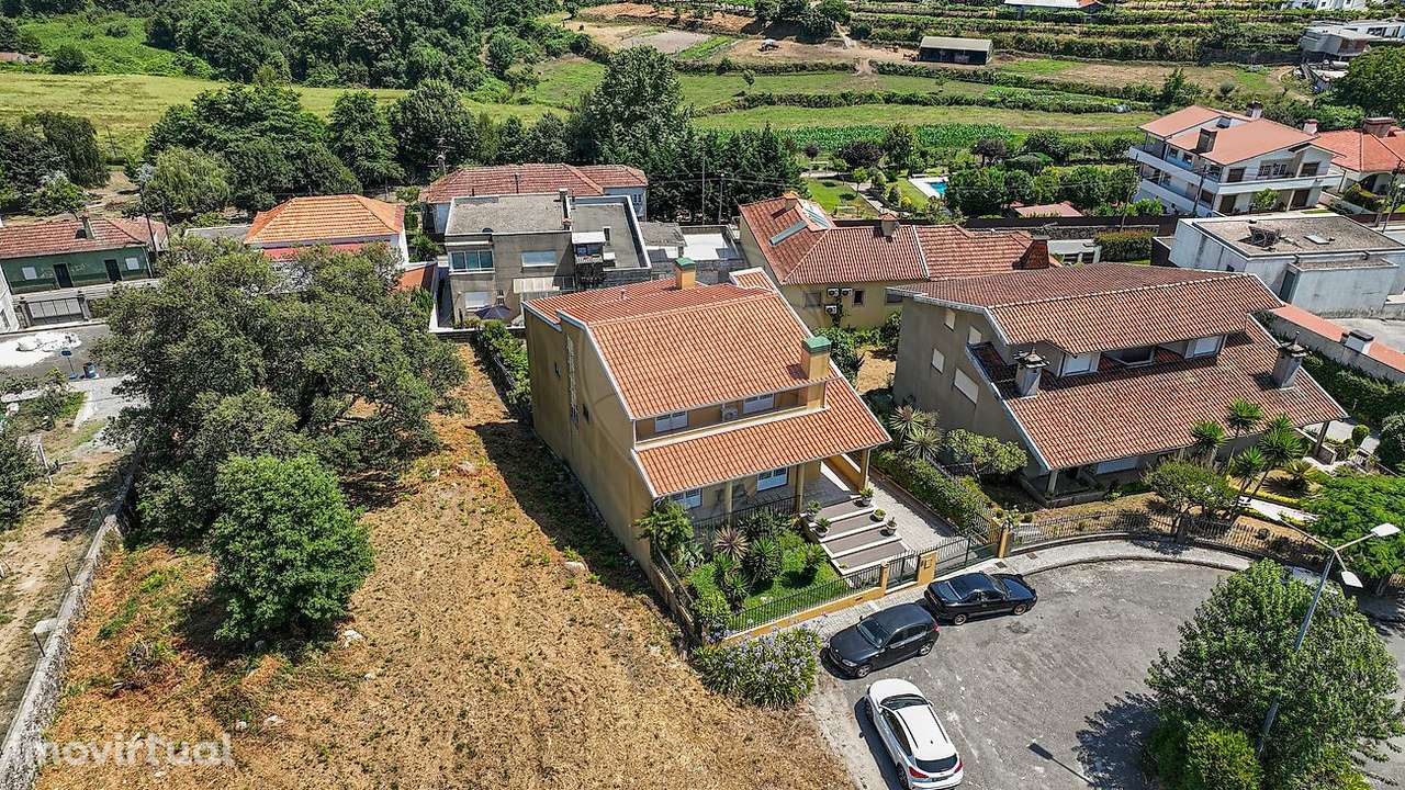 Moradia T2 para venda - Grande imagem: 2/28