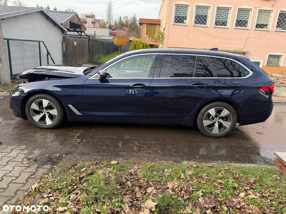 BMW Seria 5 520d Efficient Dynamics - 12