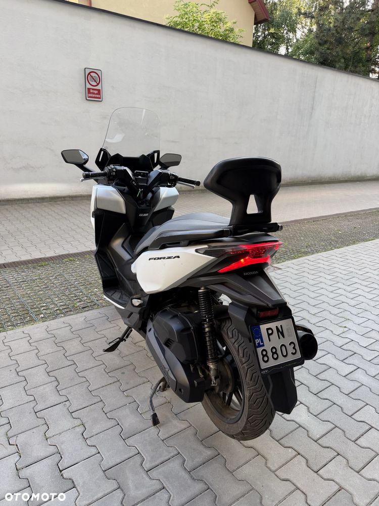 Honda NSS - 17