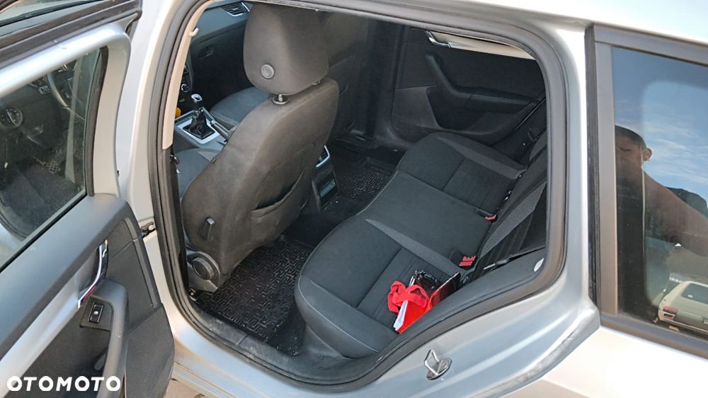 Skoda Octavia 1.6 TDI Ambition - 5