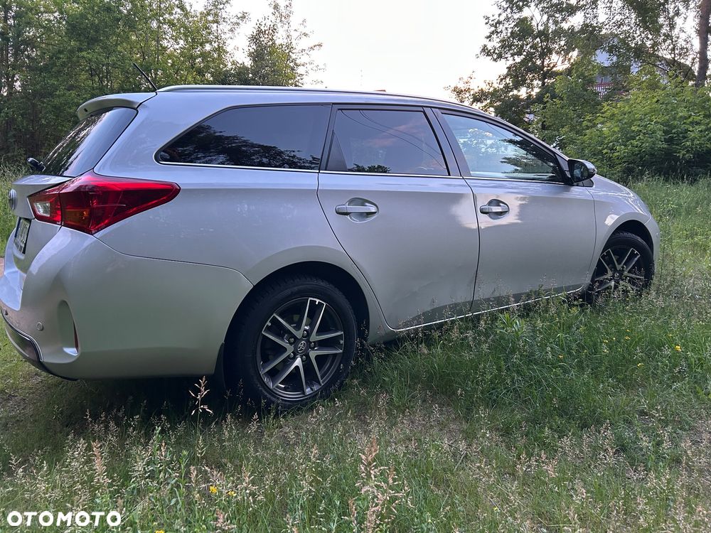 Toyota Auris 1.6 Active - 2