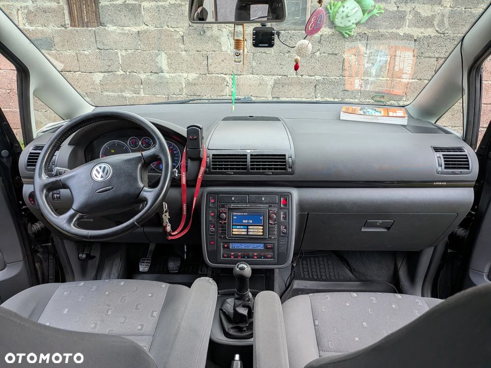 Volkswagen Sharan 1.9 TDI Basis - 6