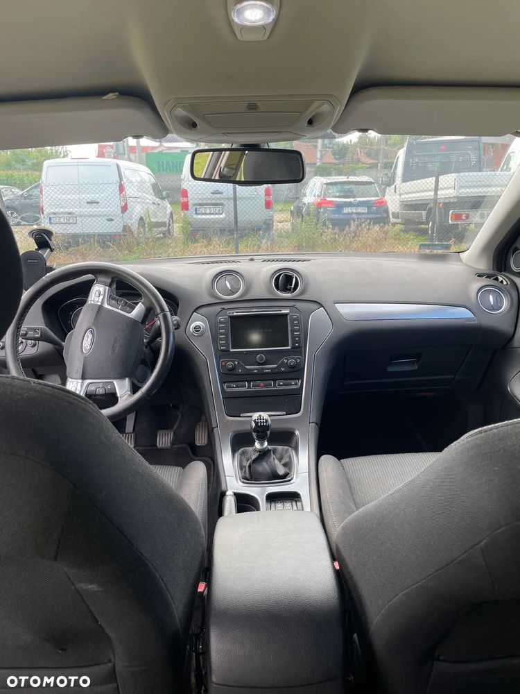 Ford Mondeo 2.0 TDCi Titanium - 18