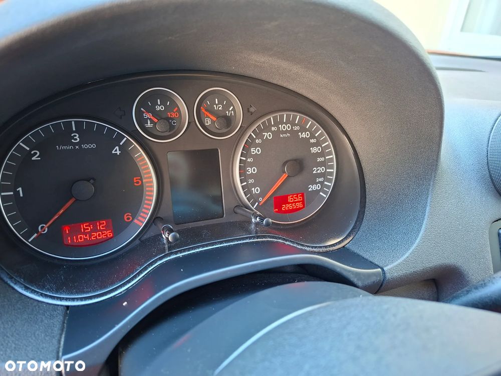 Audi A3 Sportback 2.0 TDI DPF S line Sportpaket plus - 20