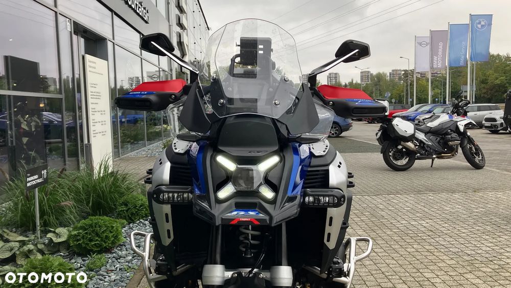 BMW Adventure - 12