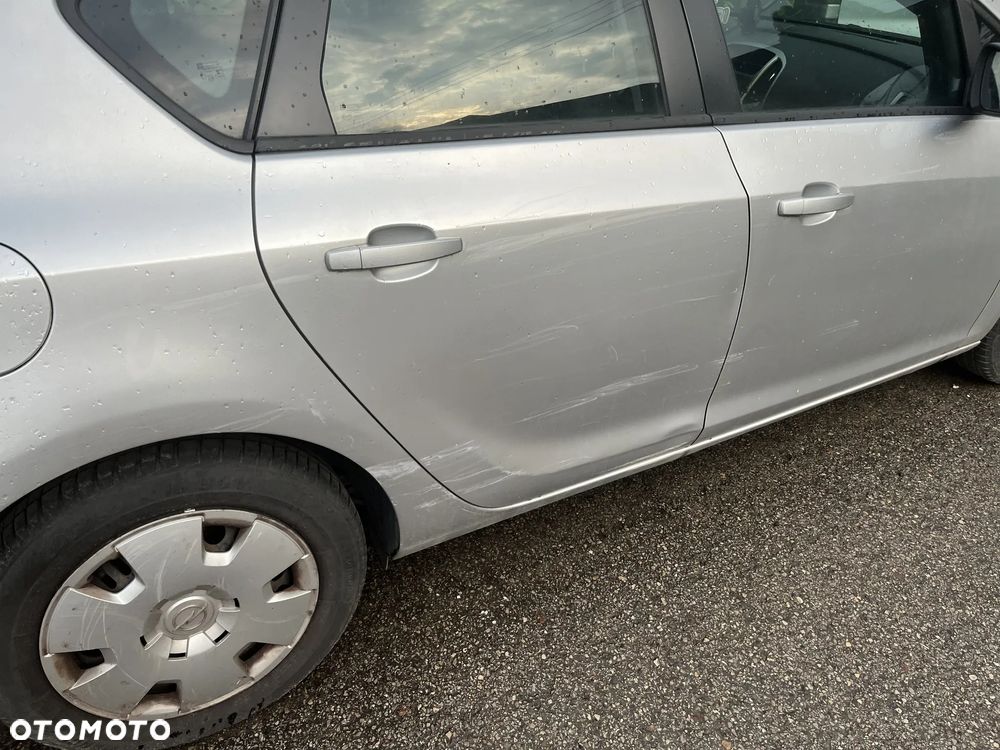 Opel Astra - 6