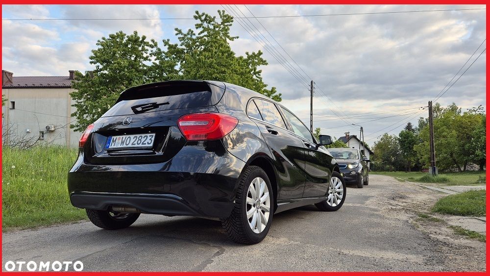 Mercedes-Benz Klasa A 180 (BlueEFFICIENCY) Urban - 2