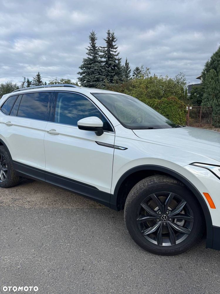 Volkswagen Tiguan - 4