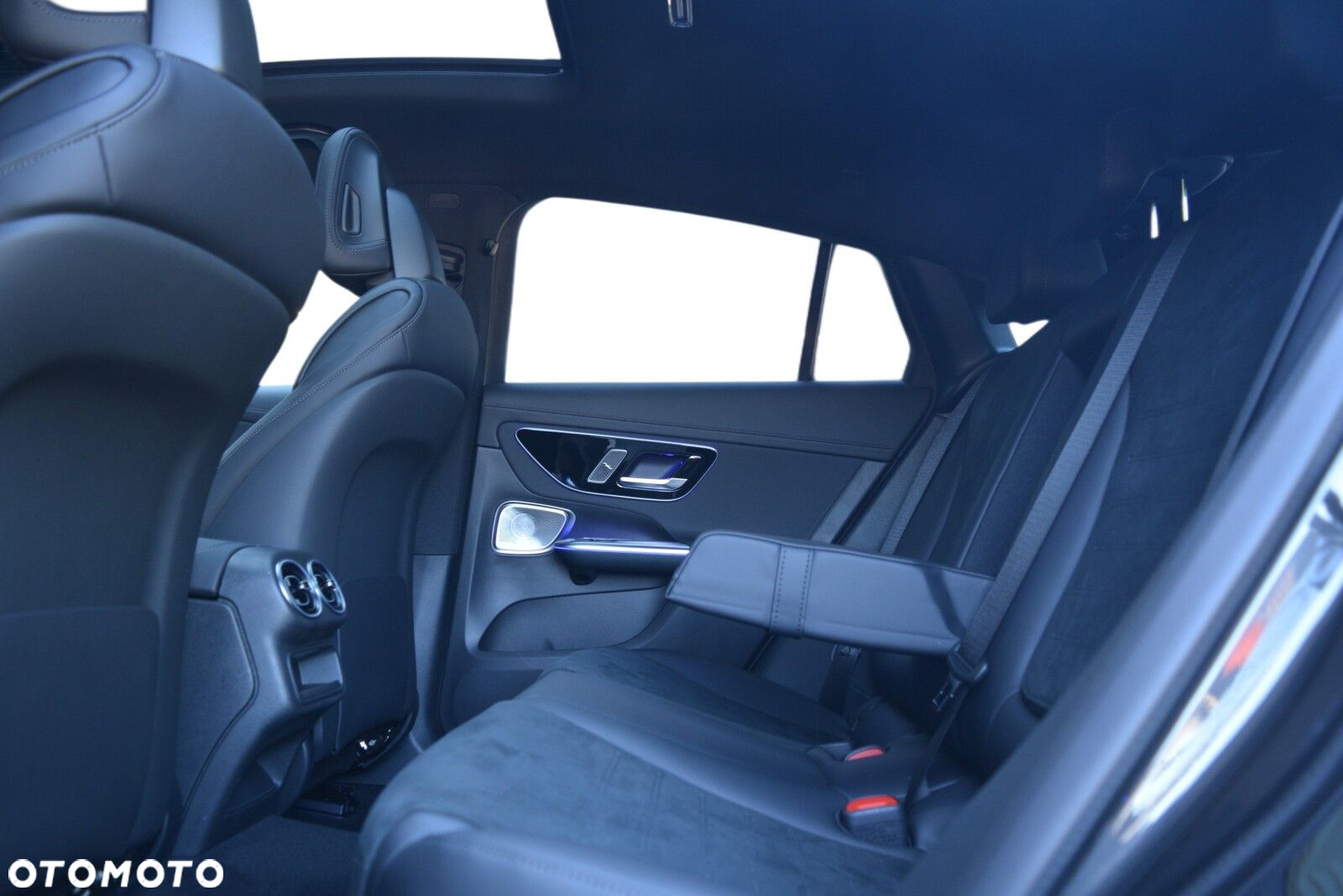 Mercedes-Benz GLC Coupe 300 de PHEV 4-Matic AMG Line - 8