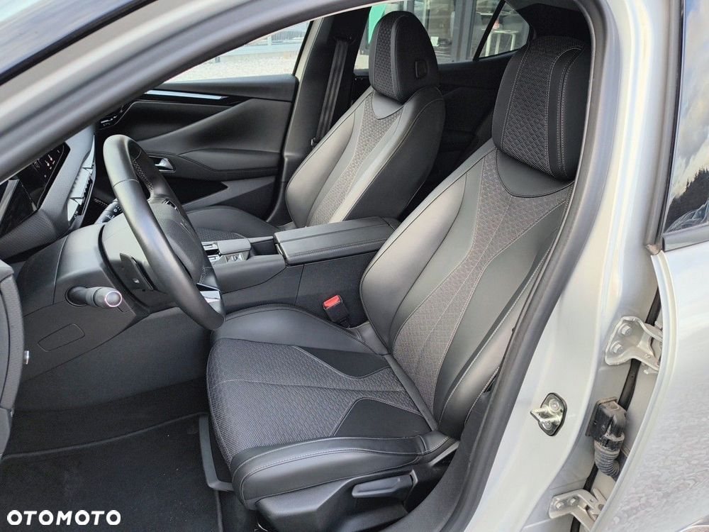 DS Automobiles DS 4 1.2 PureTech Cross Trocadero - 9