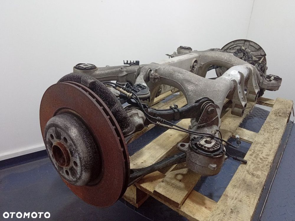 BMW 7 G11 G12 BELKA ZAWIESZENIA WÓZEK SANKI TYŁ ZWROTNICE 6861096 - 3