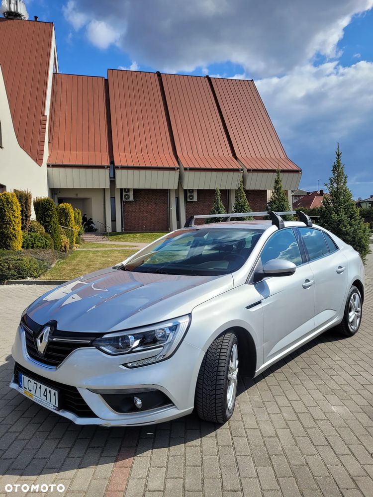 Renault Megane 1.6 SCe Zen - 10