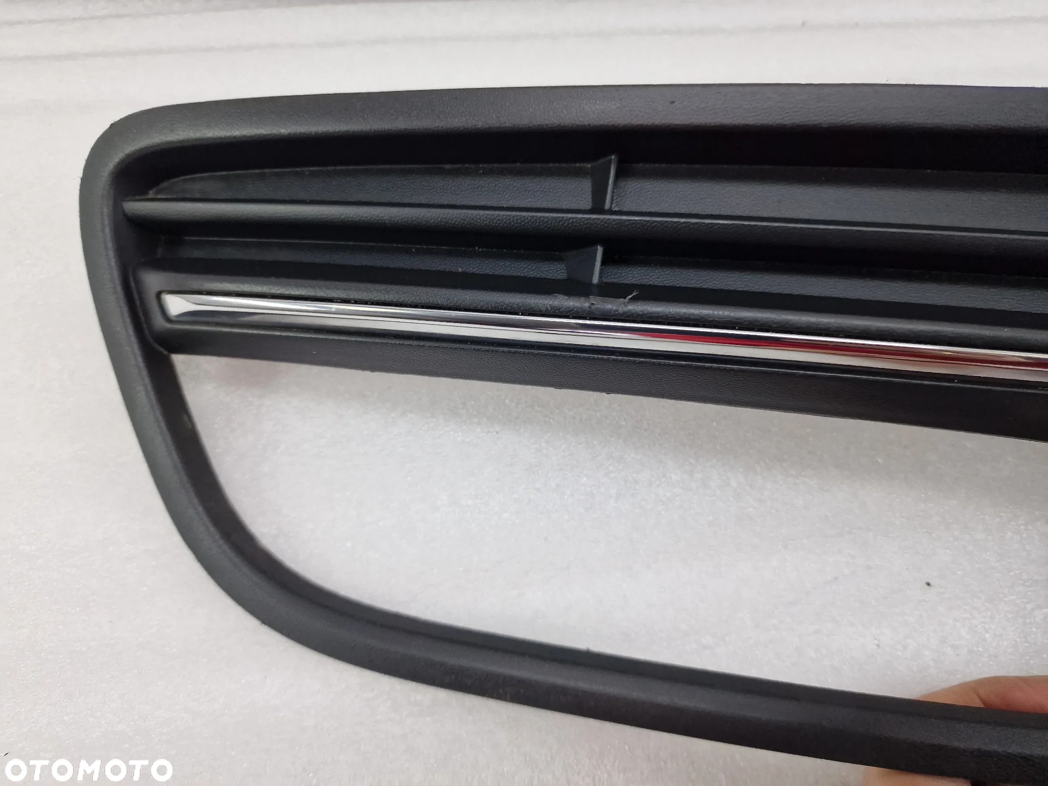 VW POLO 6C0 LIFT 13- LEWA KRATKA BOCZNA ZDERZAKA PRZEDNIEGO PRZÓD , 6C0853665K , NR AUKCJI E/78 - 17