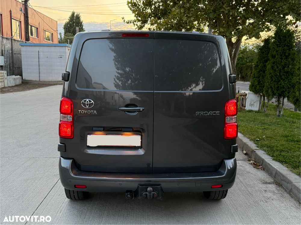 Toyota Proace Verso 2.0 D-4D 177CP 6+1 6A/T VIP - 4