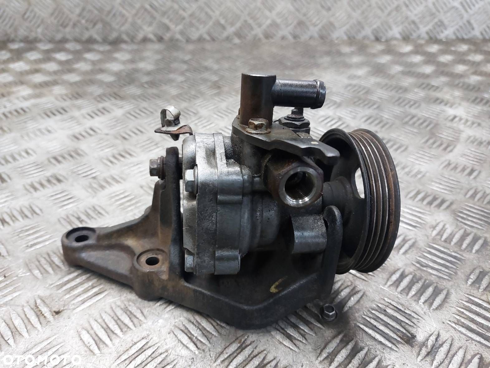 POMPA WSPOMAGANIA KIA PICANTO I 1.1 12V 57100-07000 - 1