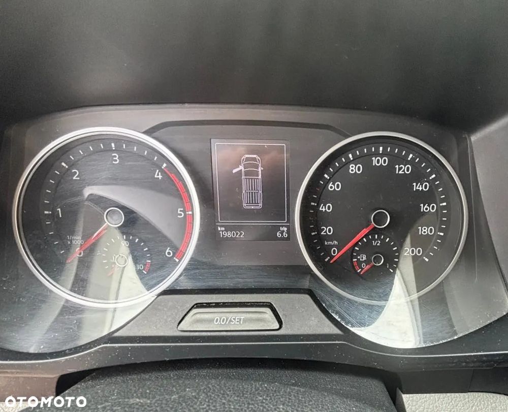 Volkswagen Crafter - 12