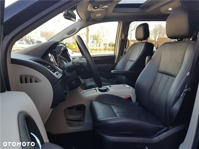 Lancia Voyager 2.8CRD Gold - 4