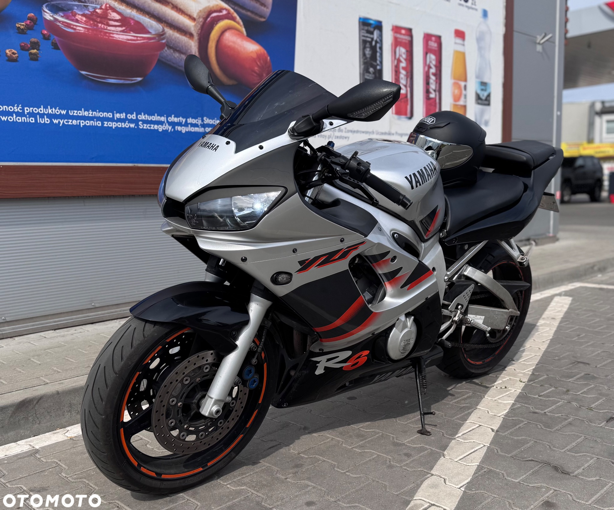 Yamaha R6 - 2