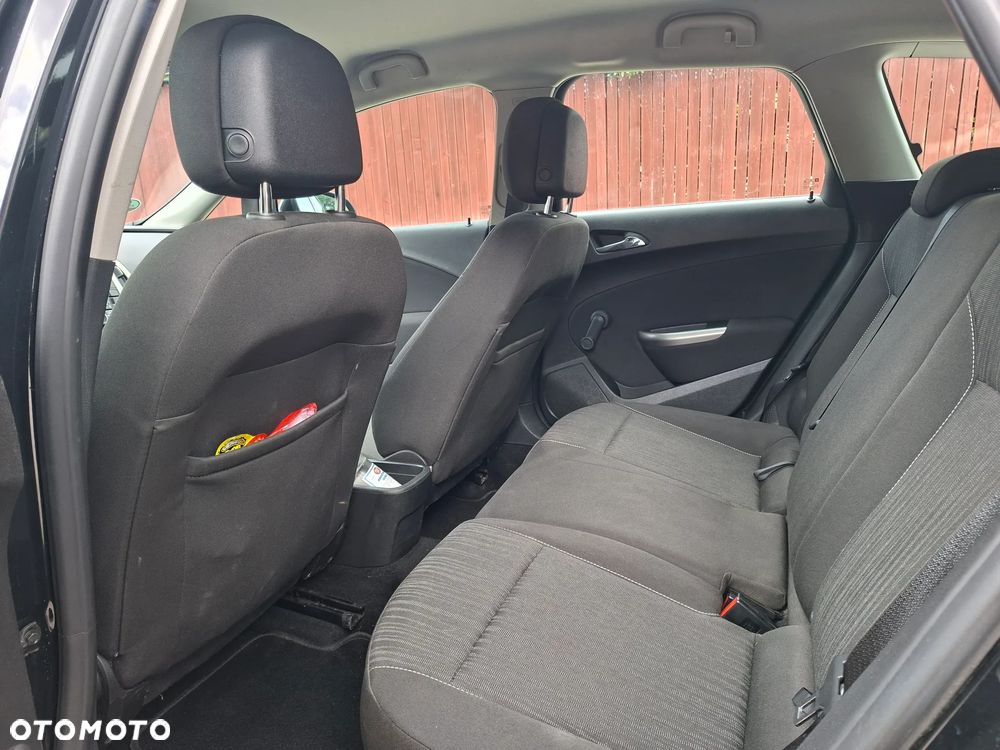 Opel Astra - 12