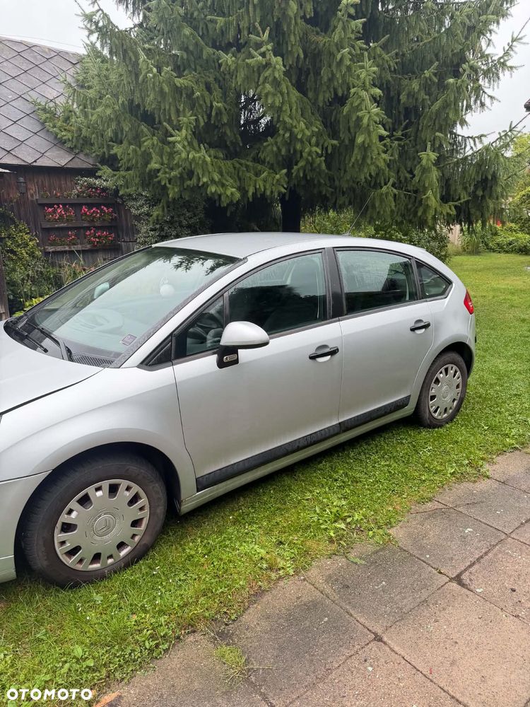 Citroen C4 2008 photo 2