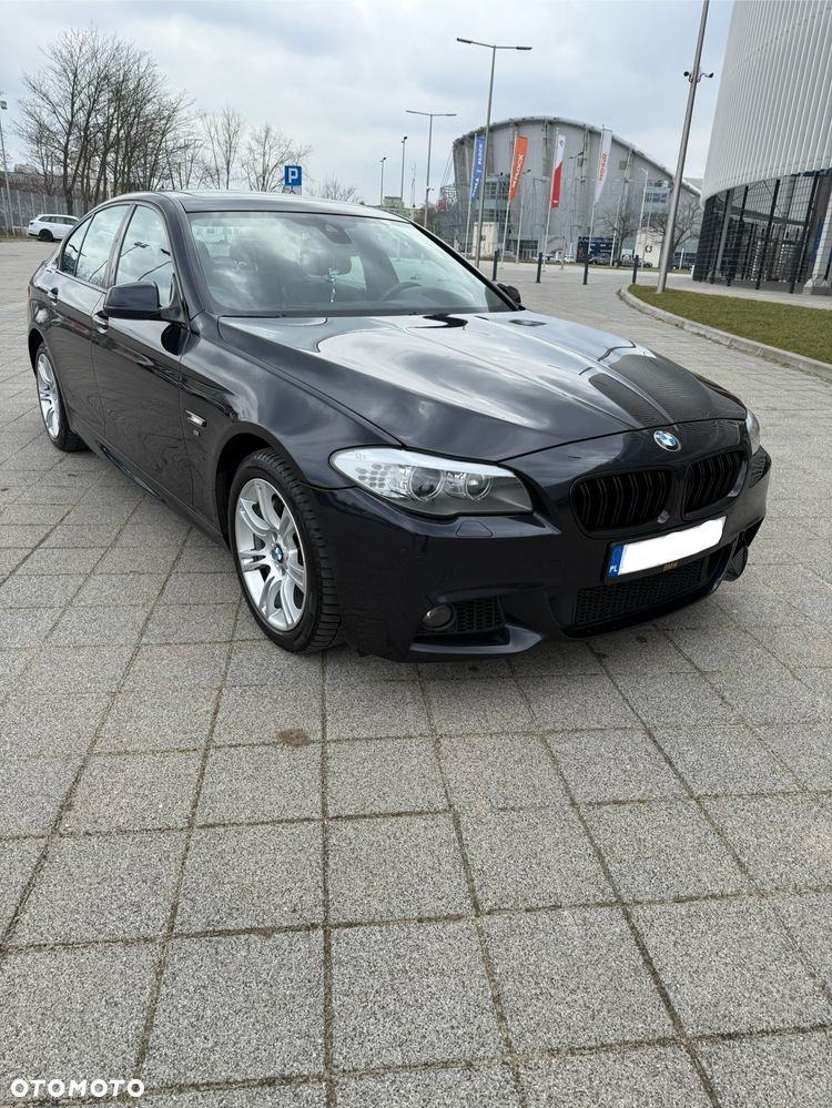 BMW Seria 5 525d xDrive - 18