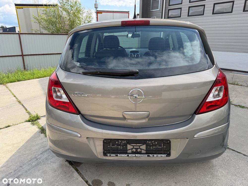 Opel Corsa 1.4 16V Edition - 6