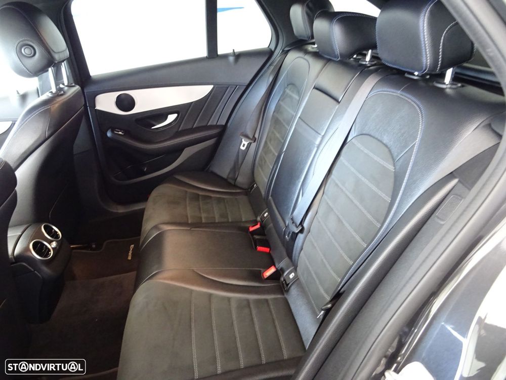 Mercedes-Benz C 300 de AMG Line - 10