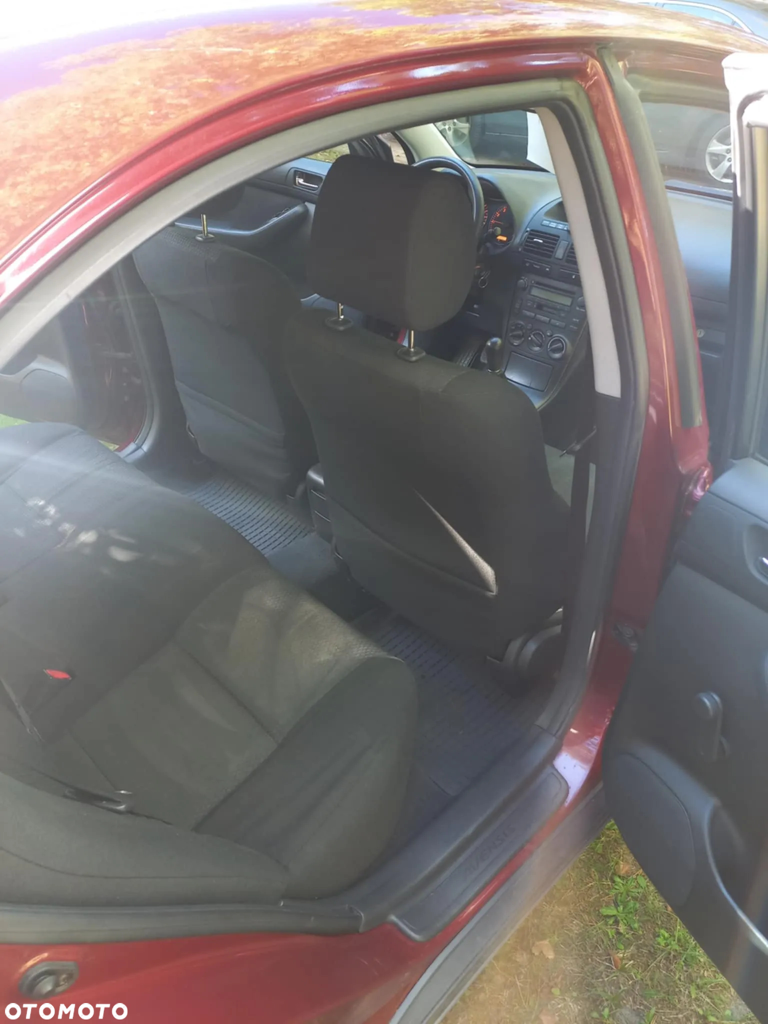 Toyota Avensis 1.8 VVT-i Luna - 3