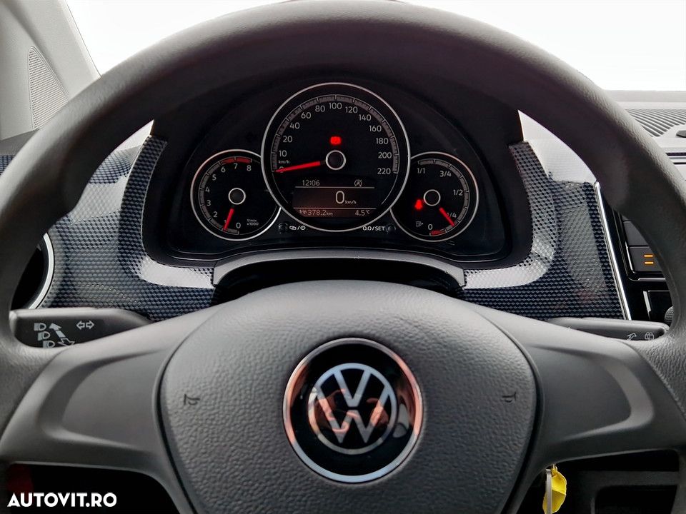 Volkswagen up! - 18