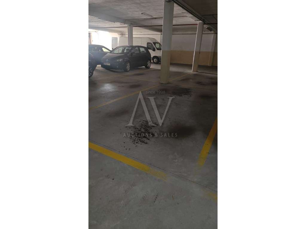 Estacionamento - SENHORA DA HORA - MATOSINHOS |LEILÃO ELETRÓNICO| F... - Grande imagem: 3/4