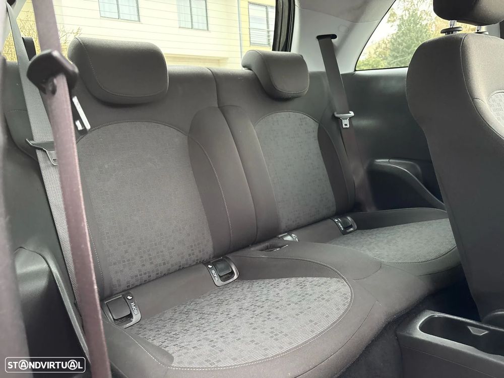 Opel Adam 1.2 Glam - 8