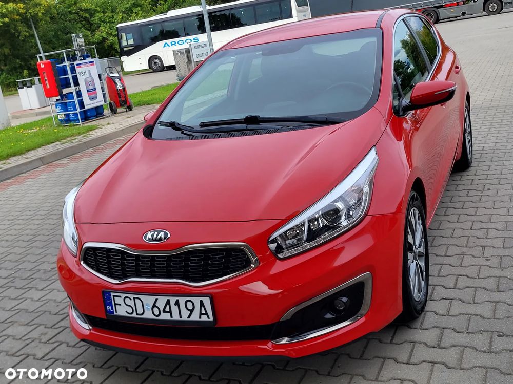 Kia Ceed 1.4 L Business Line - 14