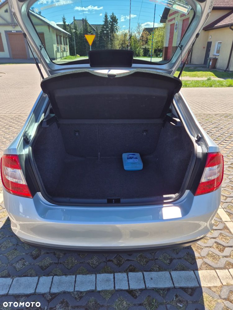 Skoda RAPID 1.6 TDI DPF Ambition - 18