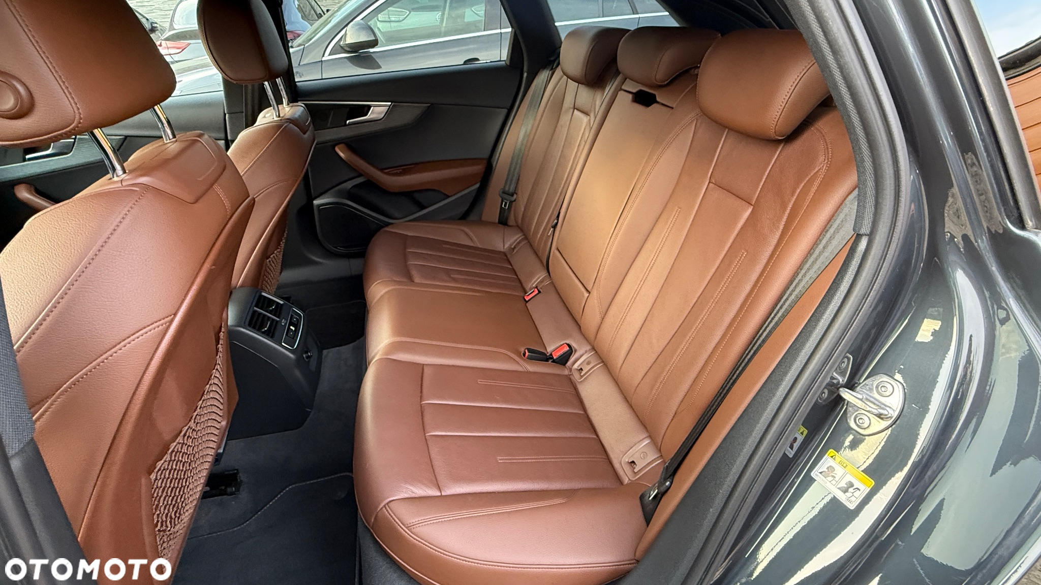 Audi A4 3.0 TDI quattro S tronic sport - 8
