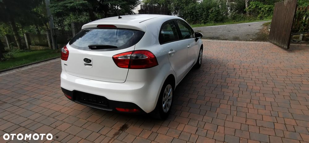 Kia Rio 1.2 Edition 7 - 8